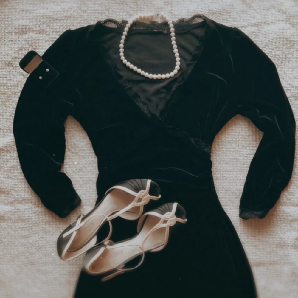 Vintage Velvet dress ✨